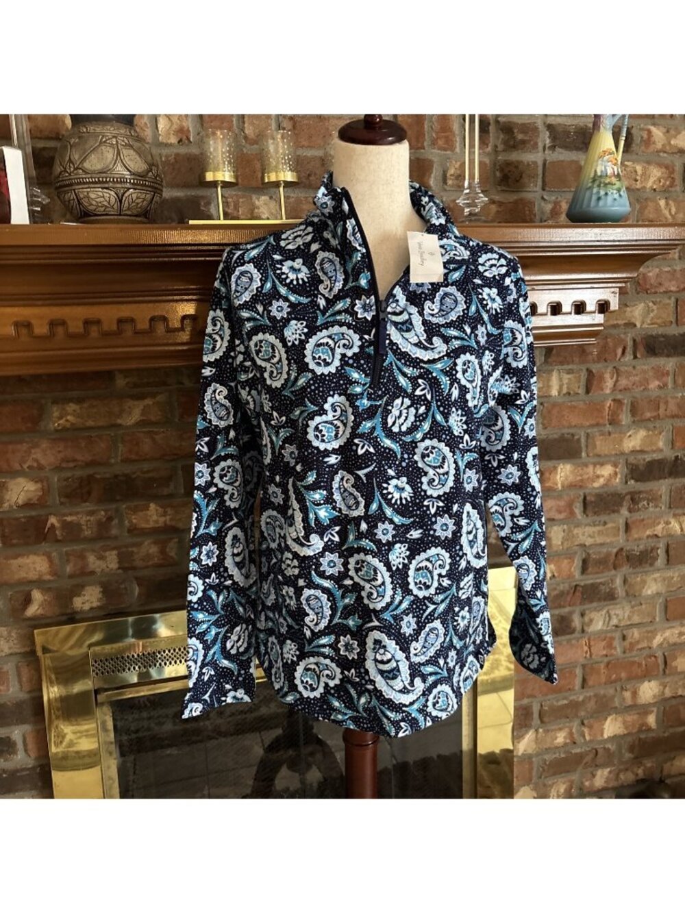 Vera Bradley French Terry Pocket Pullover 1/4 Zip North Shore Paisley Size L NWT